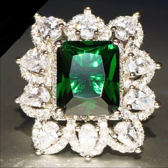 Jewelry - New 925 Silver 15 CT Zircon Ring